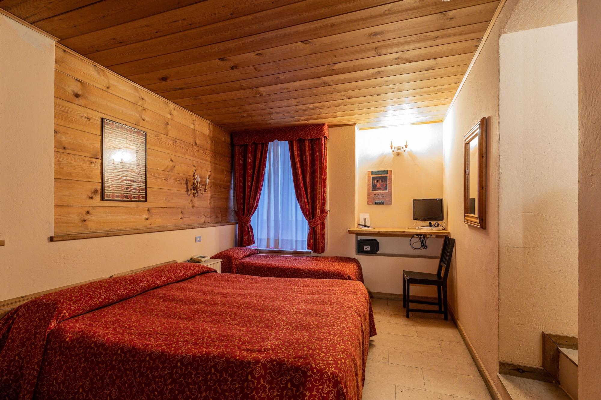 Hotel Courmayeur Bagian luar foto