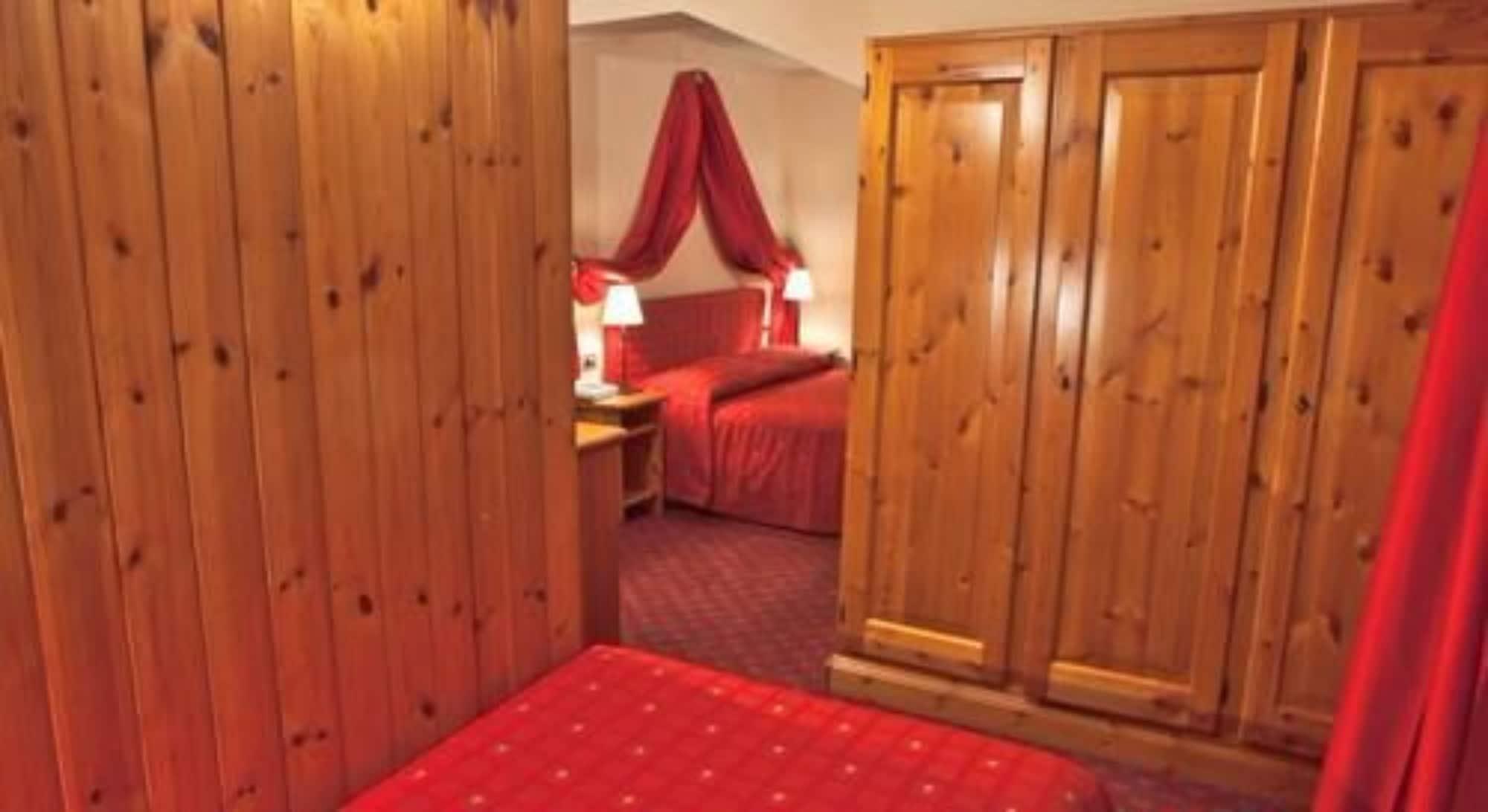 Hotel Courmayeur Bagian luar foto