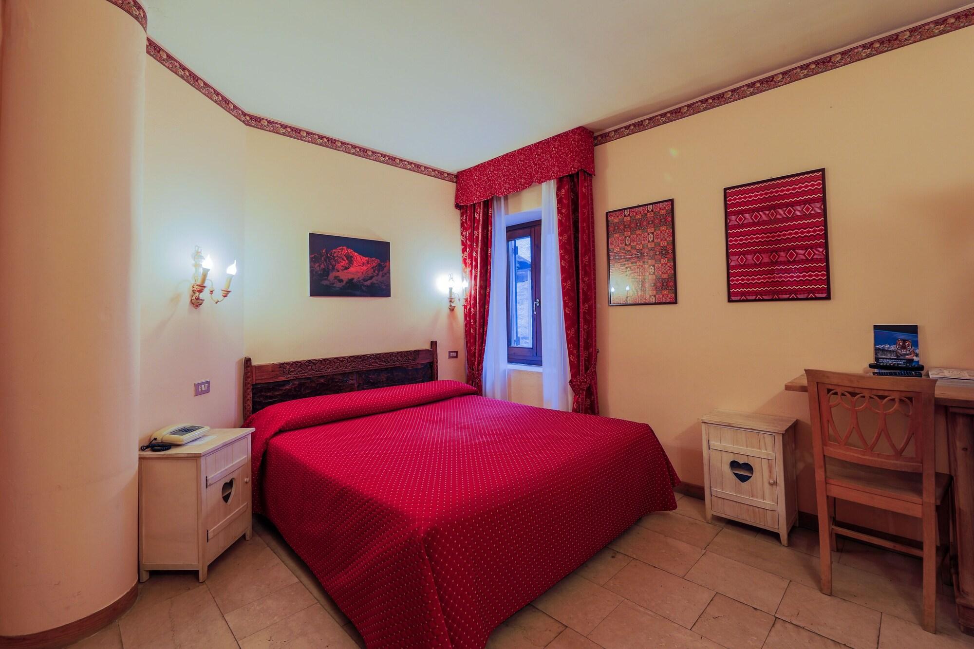 Hotel Courmayeur Bagian luar foto