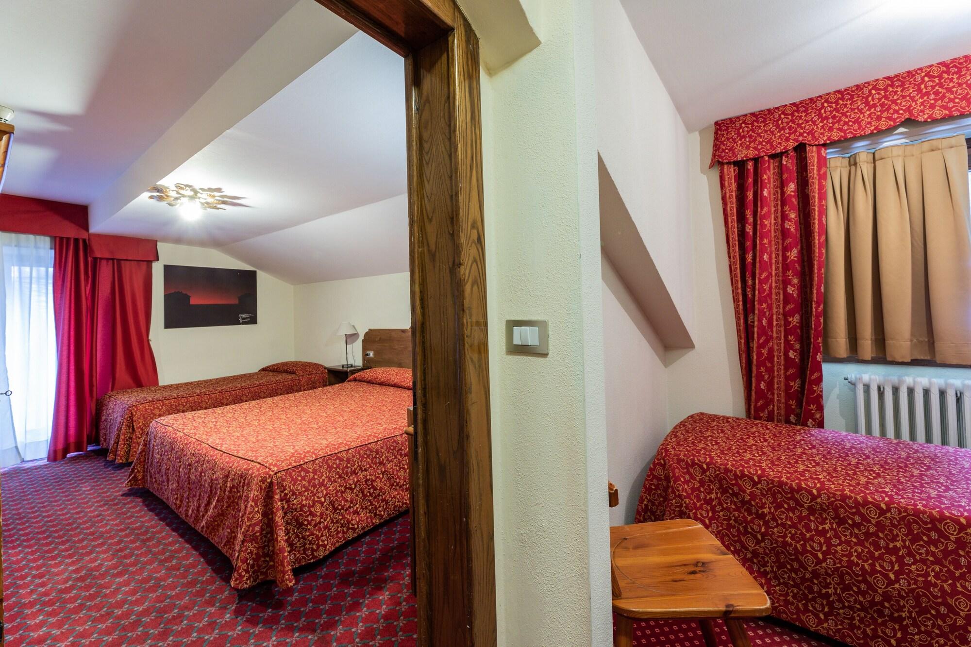 Hotel Courmayeur Bagian luar foto