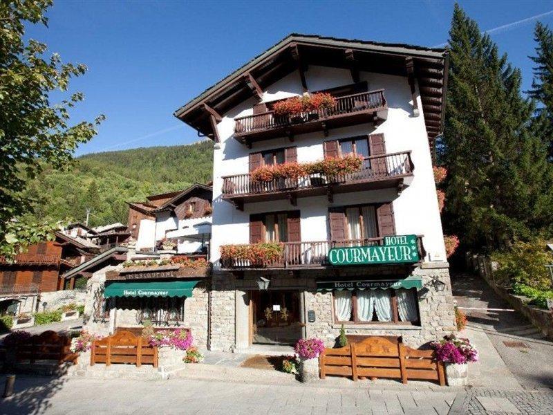 Hotel Courmayeur Bagian luar foto