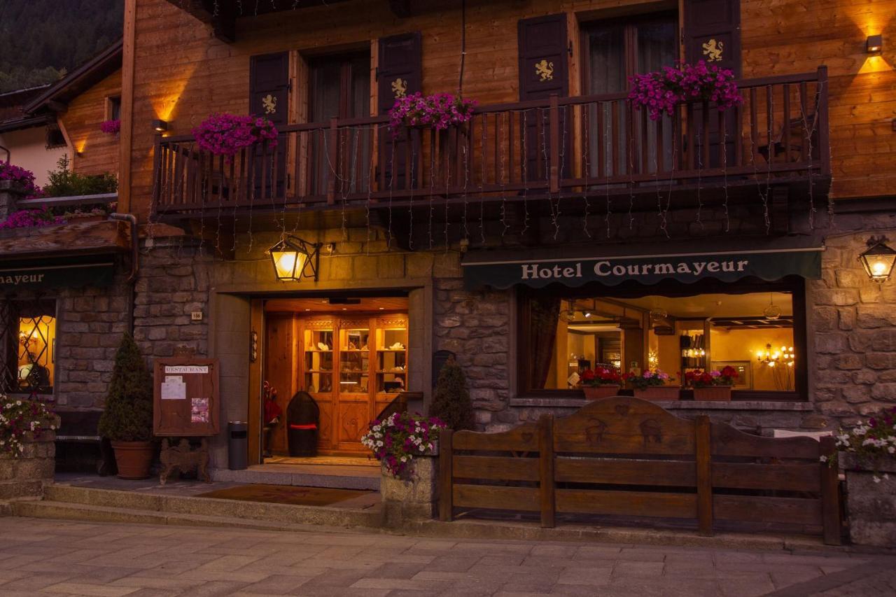 Hotel Courmayeur Bagian luar foto