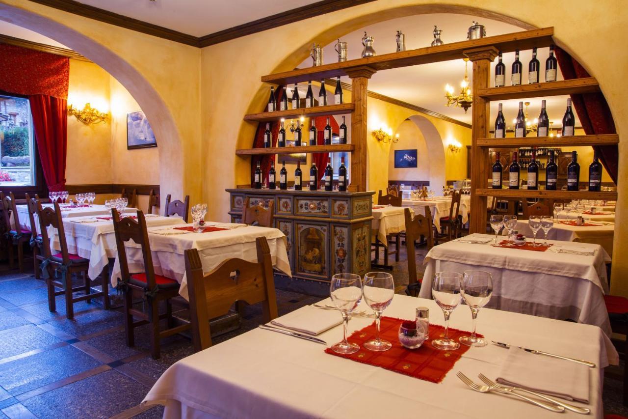 Hotel Courmayeur Bagian luar foto